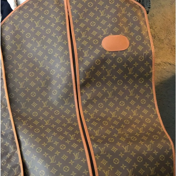 Garment bag - Picture 1 of 1